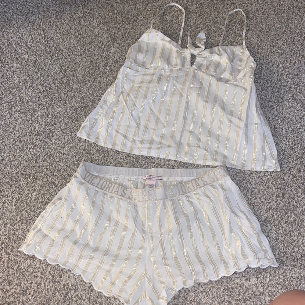 VS pjs